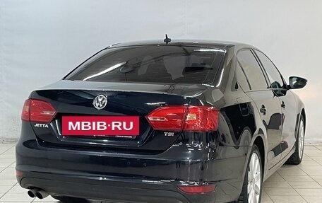 Volkswagen Jetta VI, 2011 год, 999 000 рублей, 4 фотография