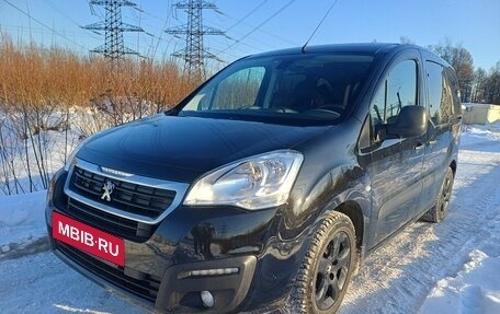 Peugeot Partner II рестайлинг 2, 2021 год, 1 550 000 рублей, 2 фотография