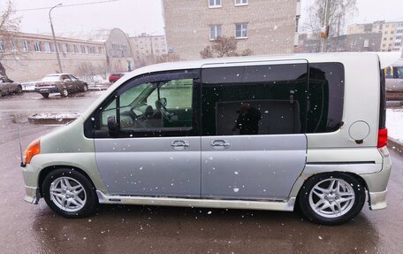 Honda Mobilio I, 2002 год, 350 000 рублей, 8 фотография