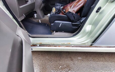 Honda Mobilio I, 2002 год, 350 000 рублей, 24 фотография