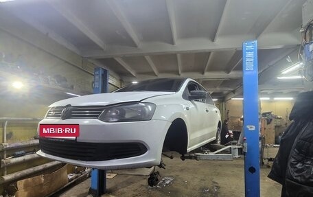 Volkswagen Polo VI (EU Market), 2012 год, 533 333 рублей, 3 фотография