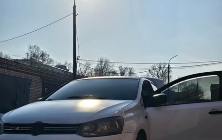 Volkswagen Polo VI (EU Market), 2012 год, 533 333 рублей, 4 фотография