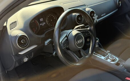 Audi A3, 2018 год, 2 140 000 рублей, 26 фотография