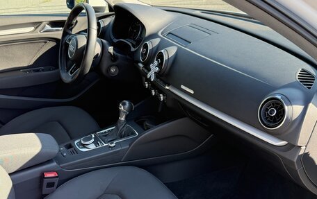 Audi A3, 2018 год, 2 140 000 рублей, 27 фотография