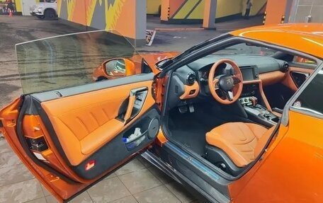 Nissan GT-R, 2016 год, 14 000 000 рублей, 4 фотография