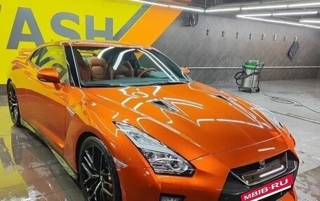 Nissan GT-R, 2016 год, 14 000 000 рублей, 2 фотография