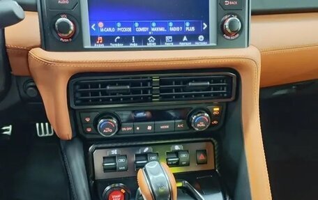Nissan GT-R, 2016 год, 14 000 000 рублей, 9 фотография