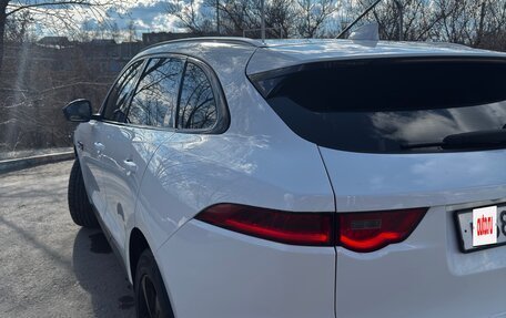 Jaguar F-Pace, 2018 год, 3 990 000 рублей, 5 фотография