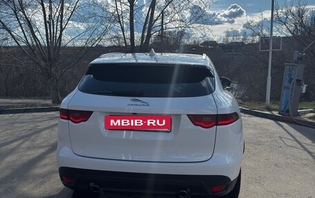 Jaguar F-Pace, 2018 год, 3 990 000 рублей, 4 фотография