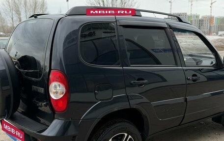 Chevrolet Niva I рестайлинг, 2015 год, 450 000 рублей, 4 фотография