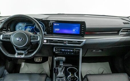 KIA K5, 2021 год, 2 398 000 рублей, 13 фотография