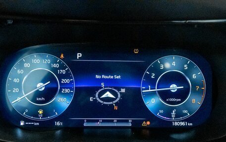 KIA K5, 2021 год, 2 398 000 рублей, 25 фотография