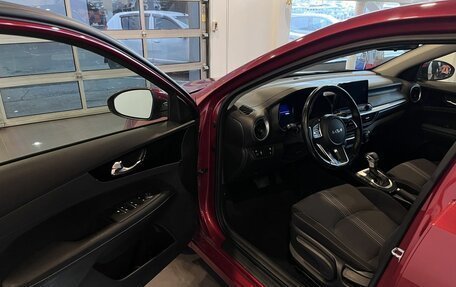 KIA Cerato IV, 2021 год, 2 484 000 рублей, 21 фотография