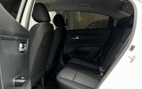 KIA Rio IV, 2020 год, 1 690 000 рублей, 28 фотография