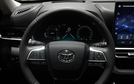 Toyota Highlander, 2026 год, 6 150 000 рублей, 15 фотография