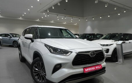 Toyota Highlander, 2026 год, 6 150 000 рублей, 2 фотография