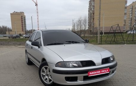 Mitsubishi Carisma I, 2002 год, 270 000 рублей, 1 фотография
