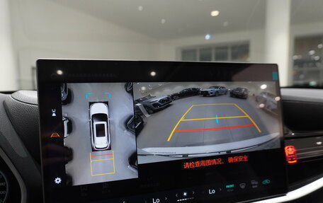 Toyota Highlander, 2026 год, 6 150 000 рублей, 18 фотография