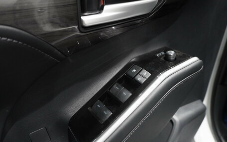 Toyota Highlander, 2026 год, 6 150 000 рублей, 24 фотография