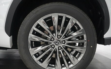 Toyota Highlander, 2026 год, 6 150 000 рублей, 28 фотография