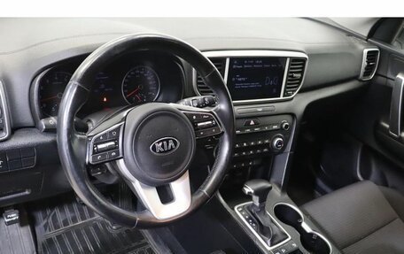 KIA Sportage IV рестайлинг, 2021 год, 2 320 000 рублей, 6 фотография