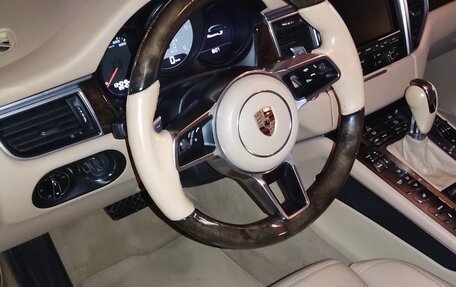 Porsche Macan I рестайлинг, 2015 год, 4 000 000 рублей, 5 фотография