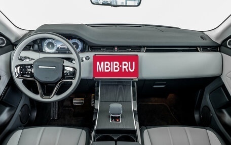 Land Rover Range Rover Evoque II, 2025 год, 6 000 000 рублей, 10 фотография