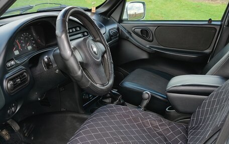 Chevrolet Niva I рестайлинг, 2010 год, 500 000 рублей, 7 фотография