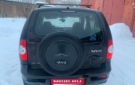 Chevrolet Niva I рестайлинг, 2012 год, 220 000 рублей, 3 фотография