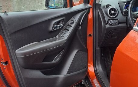 Chevrolet Tracker III, 2015 год, 1 100 000 рублей, 5 фотография