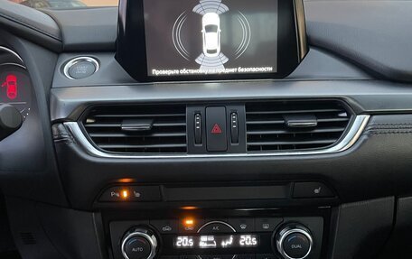 Mazda 6, 2015 год, 2 000 000 рублей, 10 фотография