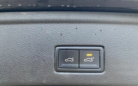 Volkswagen Touareg III, 2019 год, 4 350 000 рублей, 19 фотография