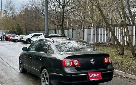 Volkswagen Passat B6, 2005 год, 390 000 рублей, 3 фотография