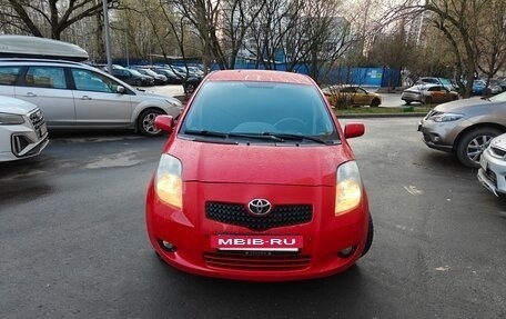 Toyota Yaris III рестайлинг, 2008 год, 630 000 рублей, 5 фотография