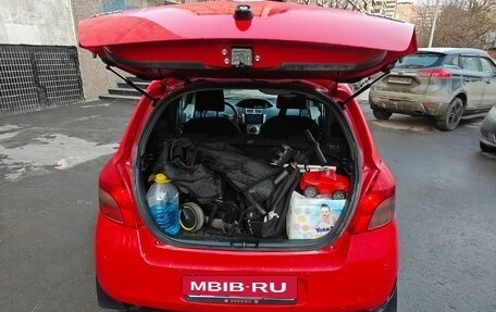 Toyota Yaris III рестайлинг, 2008 год, 630 000 рублей, 28 фотография