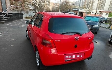 Toyota Yaris III рестайлинг, 2008 год, 630 000 рублей, 20 фотография
