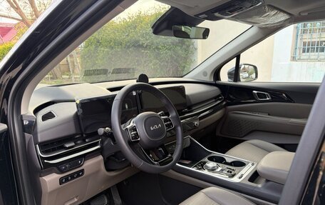 KIA Carnival, 2024 год, 3 800 000 рублей, 10 фотография