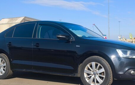 Volkswagen Jetta VI, 2013 год, 740 000 рублей, 2 фотография