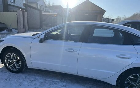 Hyundai Sonata VIII, 2021 год, 2 200 000 рублей, 3 фотография