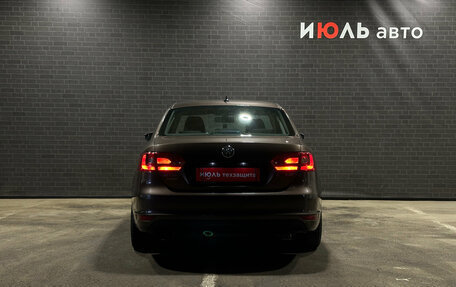 Volkswagen Jetta VI, 2013 год, 990 000 рублей, 5 фотография