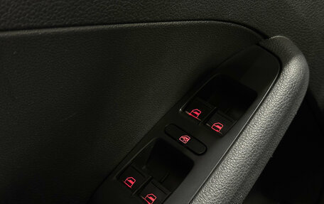 Volkswagen Jetta VI, 2013 год, 990 000 рублей, 13 фотография