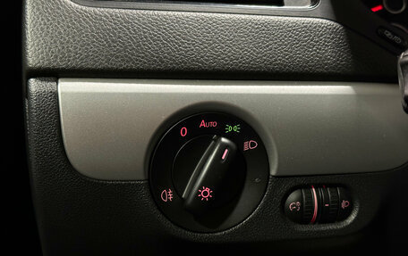 Volkswagen Jetta VI, 2013 год, 990 000 рублей, 14 фотография