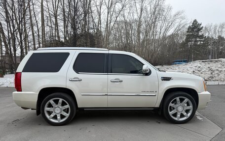 Cadillac Escalade III, 2007 год, 2 950 000 рублей, 4 фотография