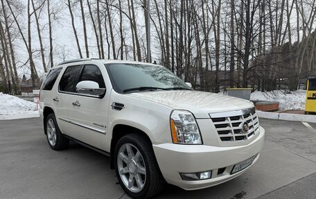 Cadillac Escalade III, 2007 год, 2 950 000 рублей, 10 фотография