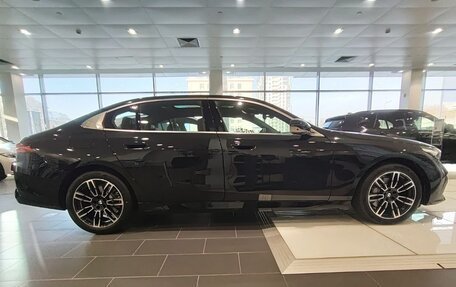 BMW 5 серия, 2025 год, 8 490 000 рублей, 15 фотография