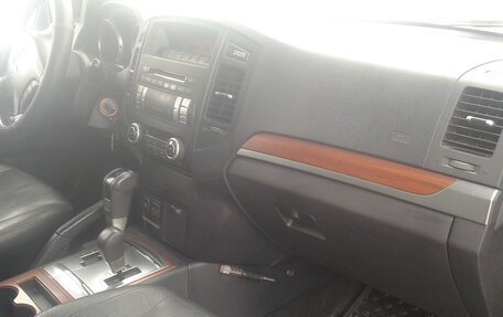 Mitsubishi Pajero IV, 2008 год, 1 600 000 рублей, 6 фотография