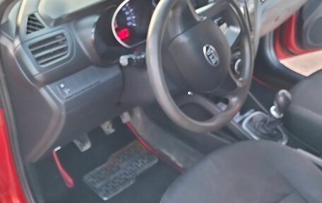 KIA Rio III рестайлинг, 2013 год, 750 000 рублей, 10 фотография