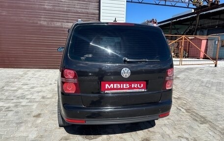 Volkswagen Touran III, 2008 год, 635 000 рублей, 9 фотография