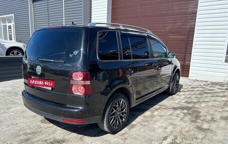 Volkswagen Touran III, 2008 год, 635 000 рублей, 13 фотография