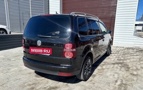 Volkswagen Touran III, 2008 год, 635 000 рублей, 12 фотография